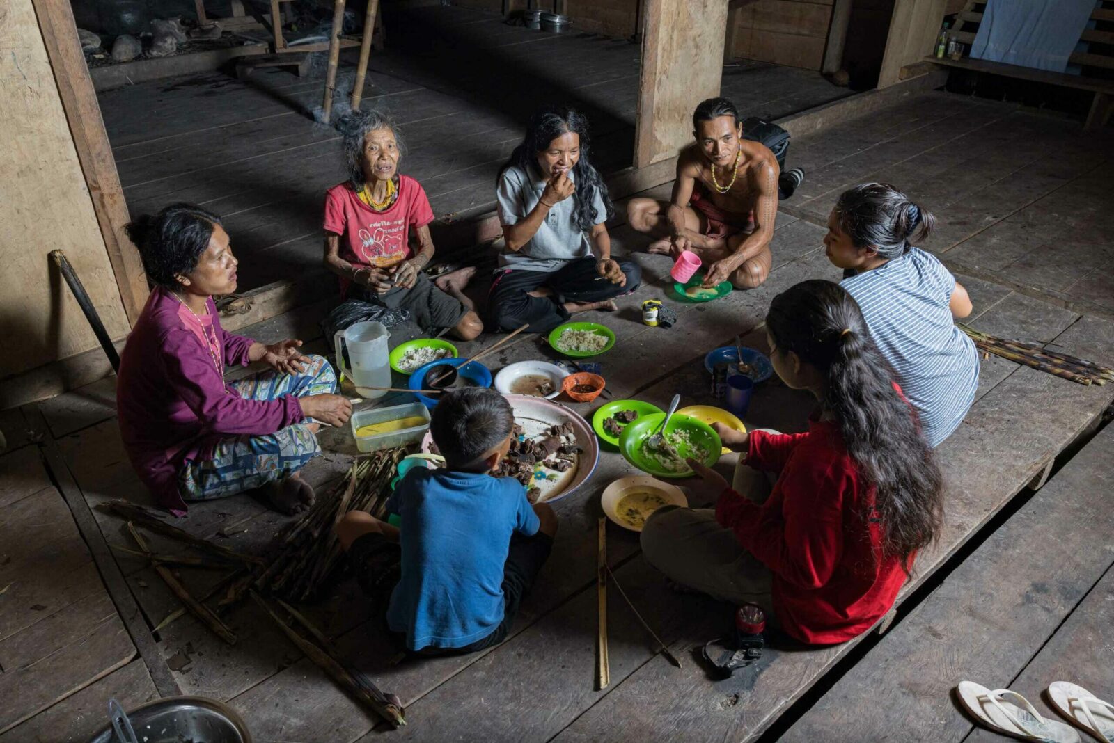A Mentawai family on Siberut eating together