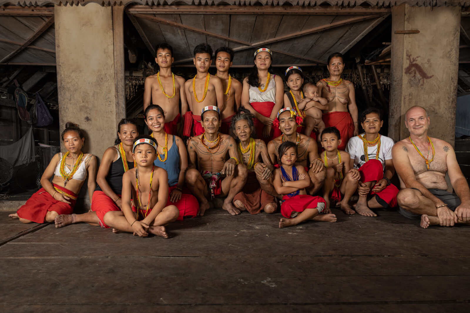 Mentawai family in Buttui with Toine IJsseldijk on Siberut Island